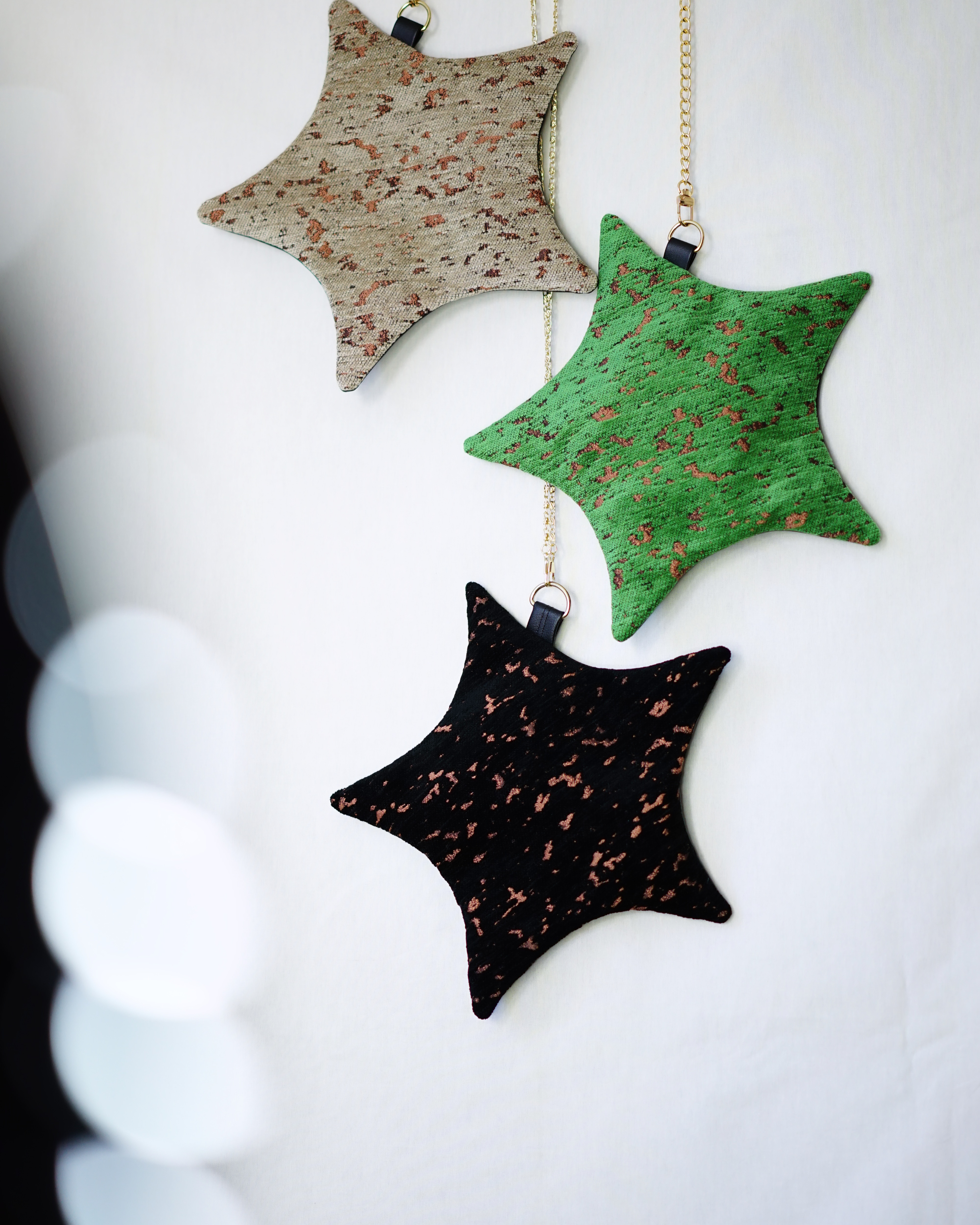 色が選べる織り生地の星ポーチ(スマホの入るミニバッグ)